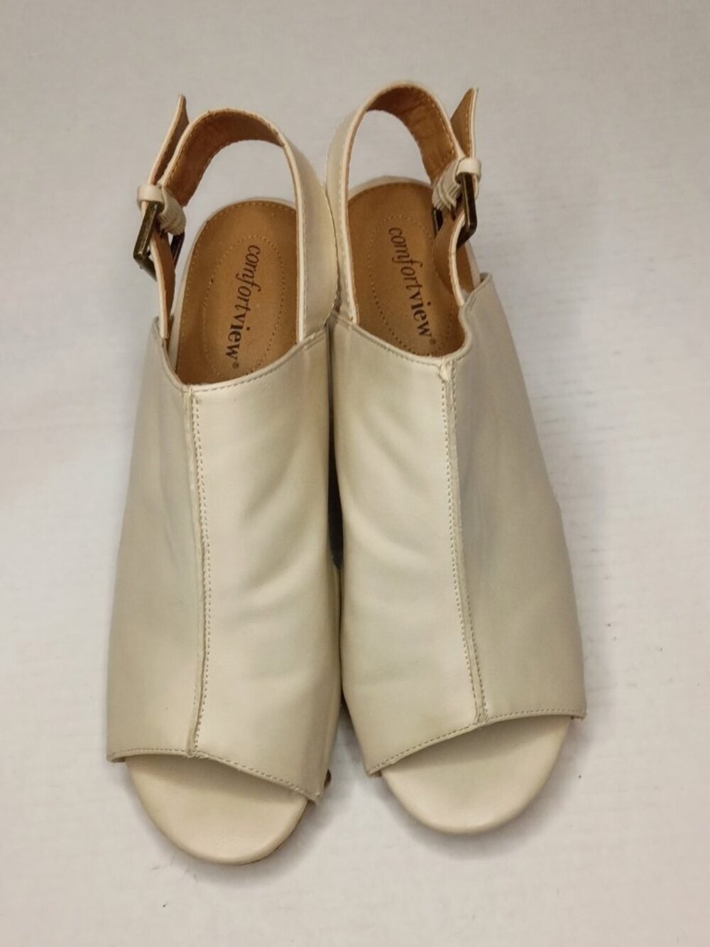 Comfortview Alaya Ivory Studded Cork Wedge Sandals Women's Size 8.5WW